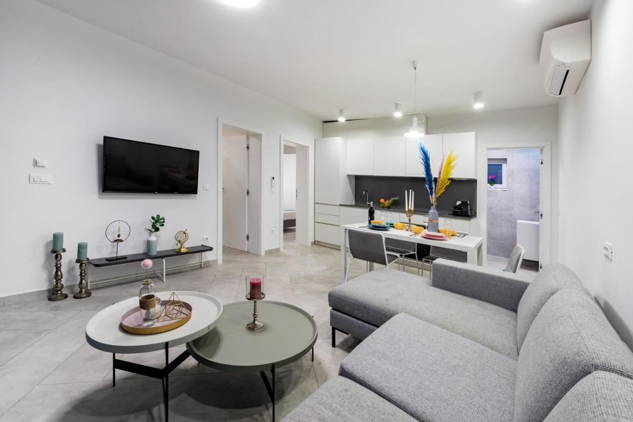 Apartments Villa Poco Loco Mlini Phòng bức ảnh