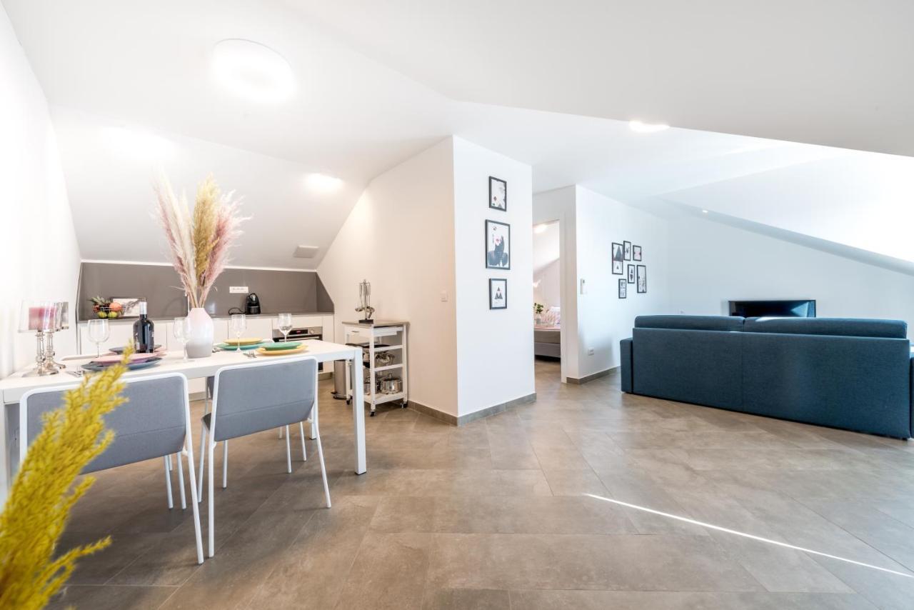 Apartments Villa Poco Loco Mlini Ngoại thất bức ảnh