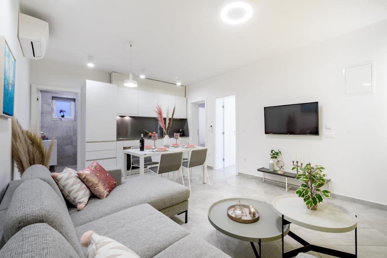 Apartments Villa Poco Loco Mlini Phòng bức ảnh